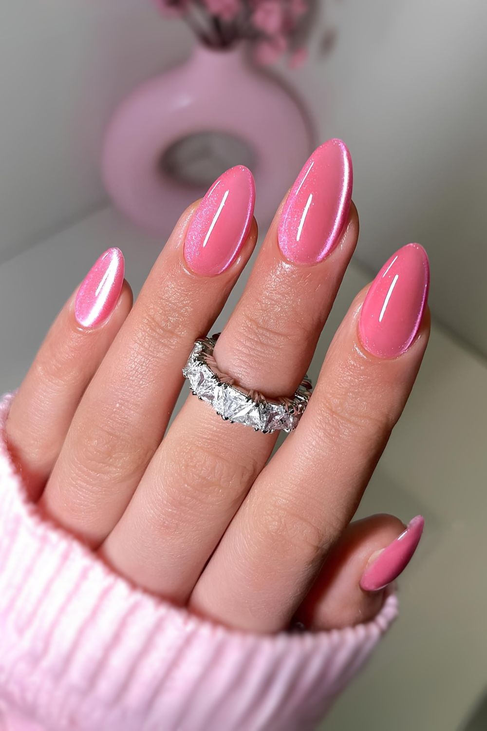 Bubblegum-pinke Cat-Eye-Nägel