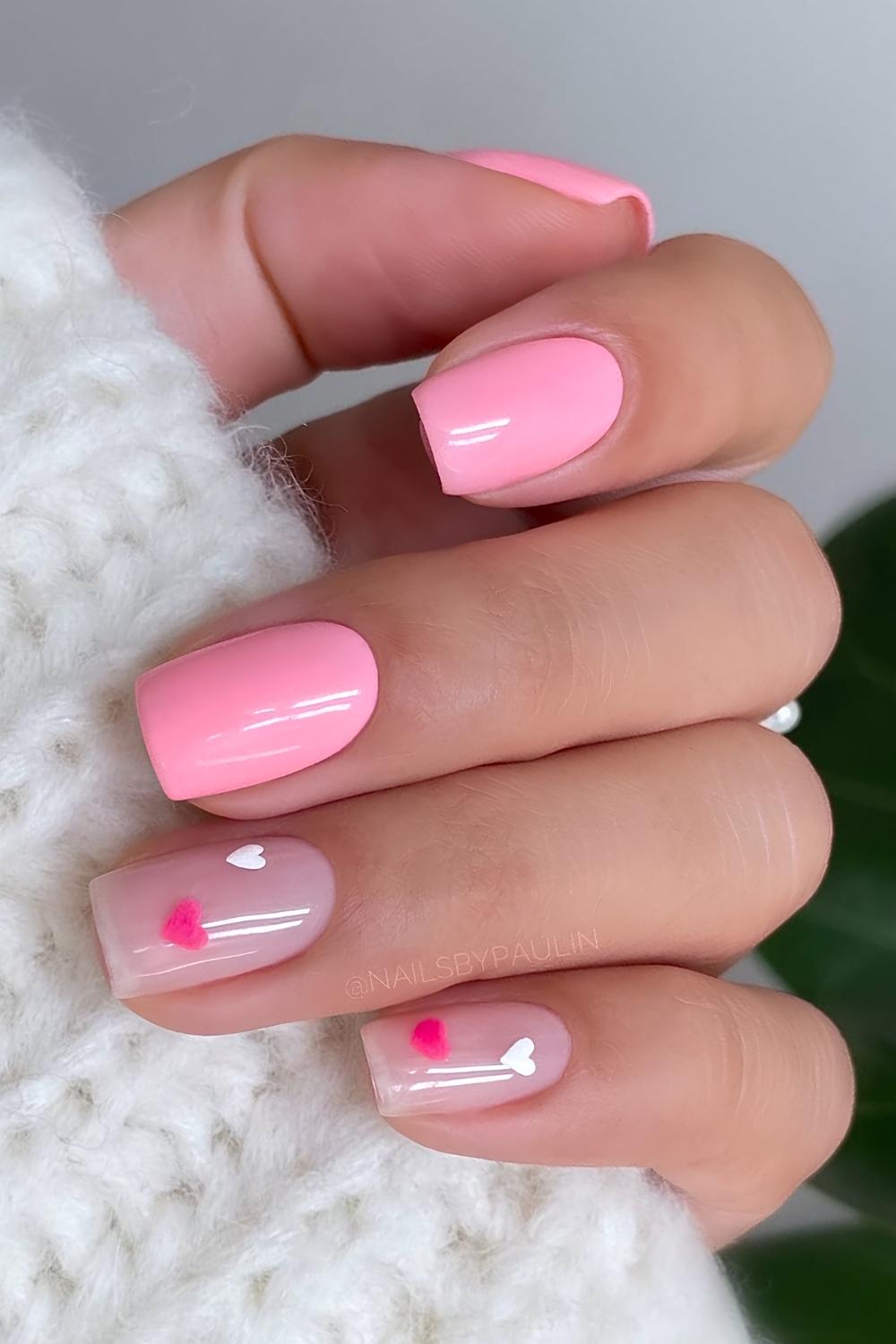 Bubblegum rosa Naegel mit Herzen