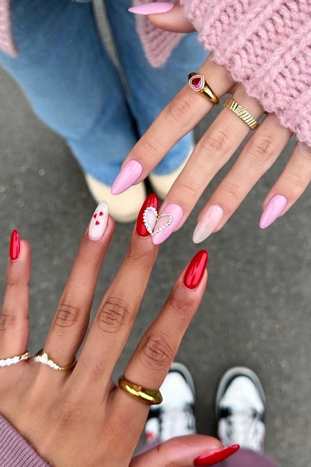 Passende rosa rote Galentines Naegel