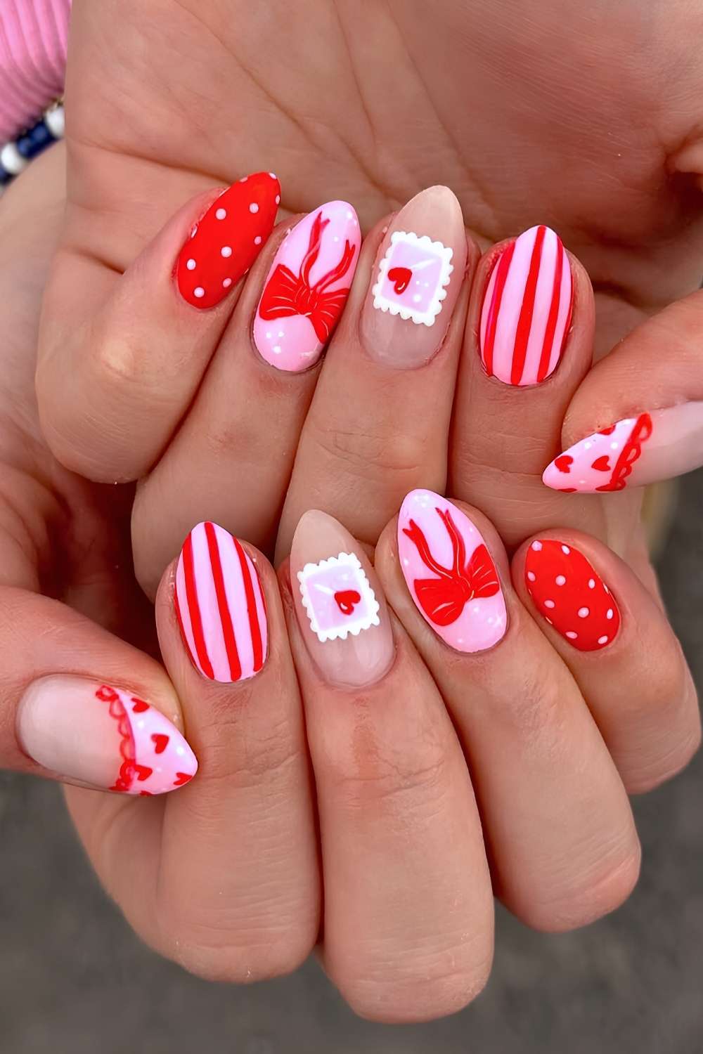 Rot rosa Mix Match Valentinstag Naegel