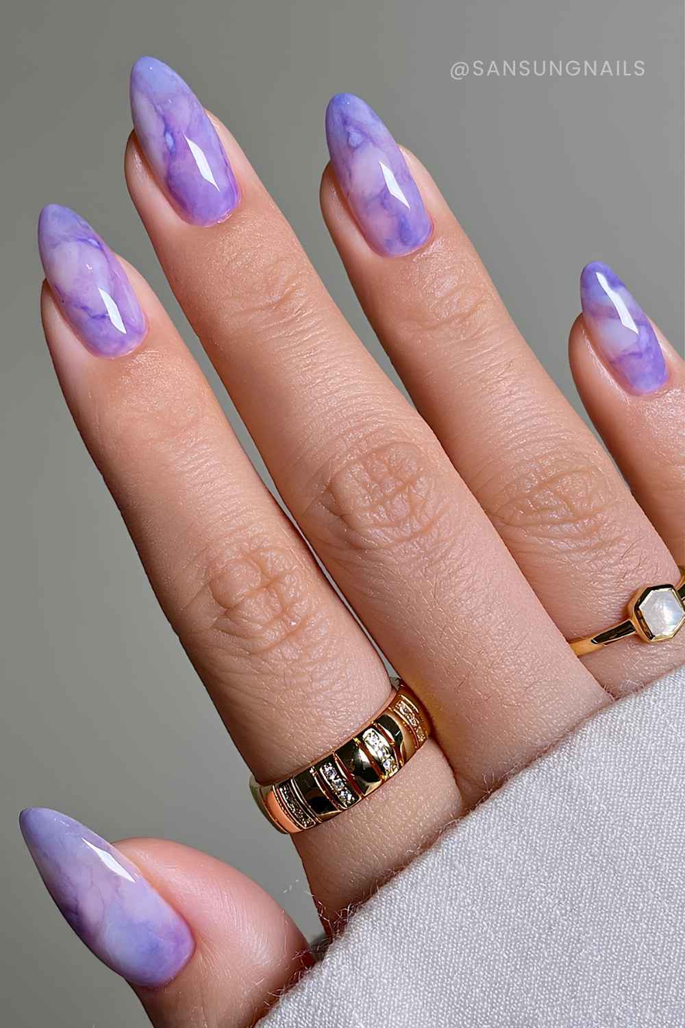 Lila Amethyst Marmor Naegel