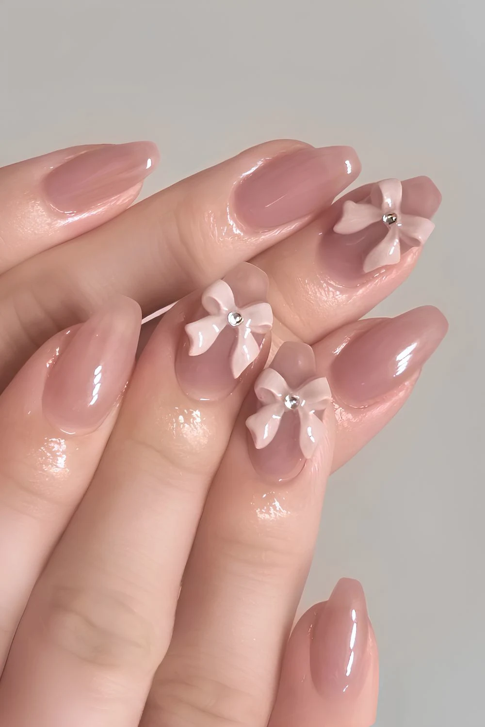 Mauve Coquette Nails mit Schleifen