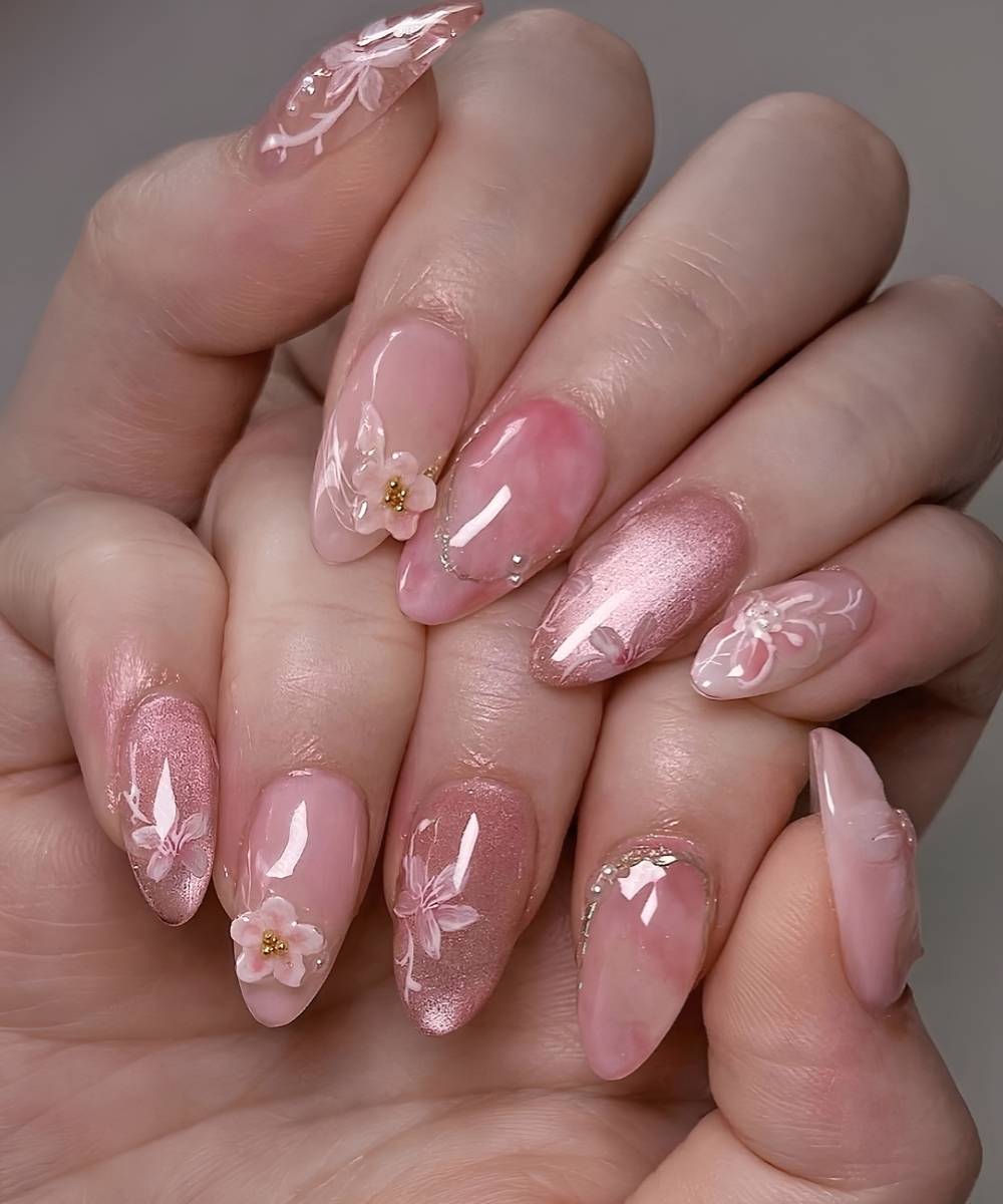 Rosa Cat Eye Naegel mit strukturierter Sakura