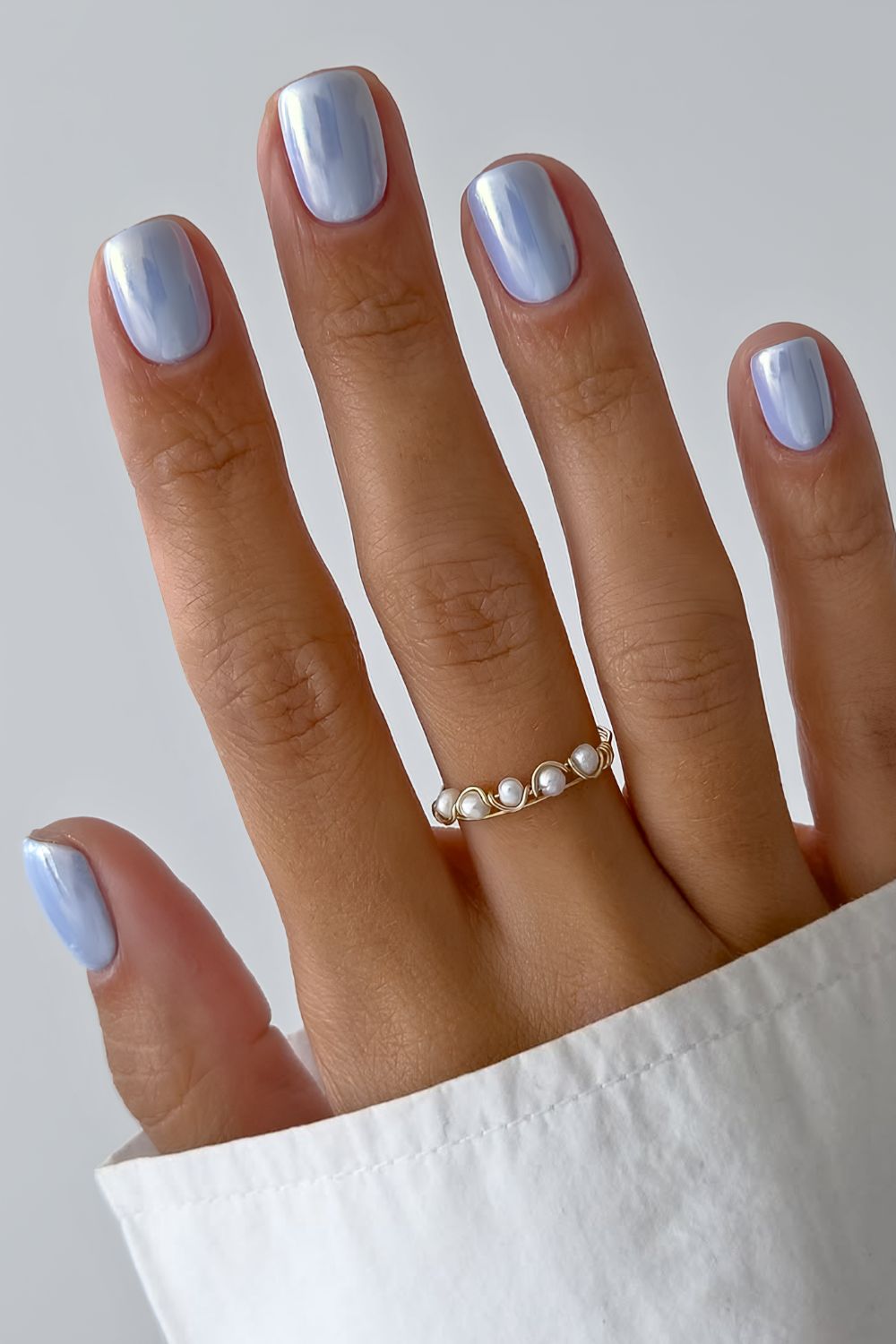Kurze blaue Pearl Chrome Naegel
