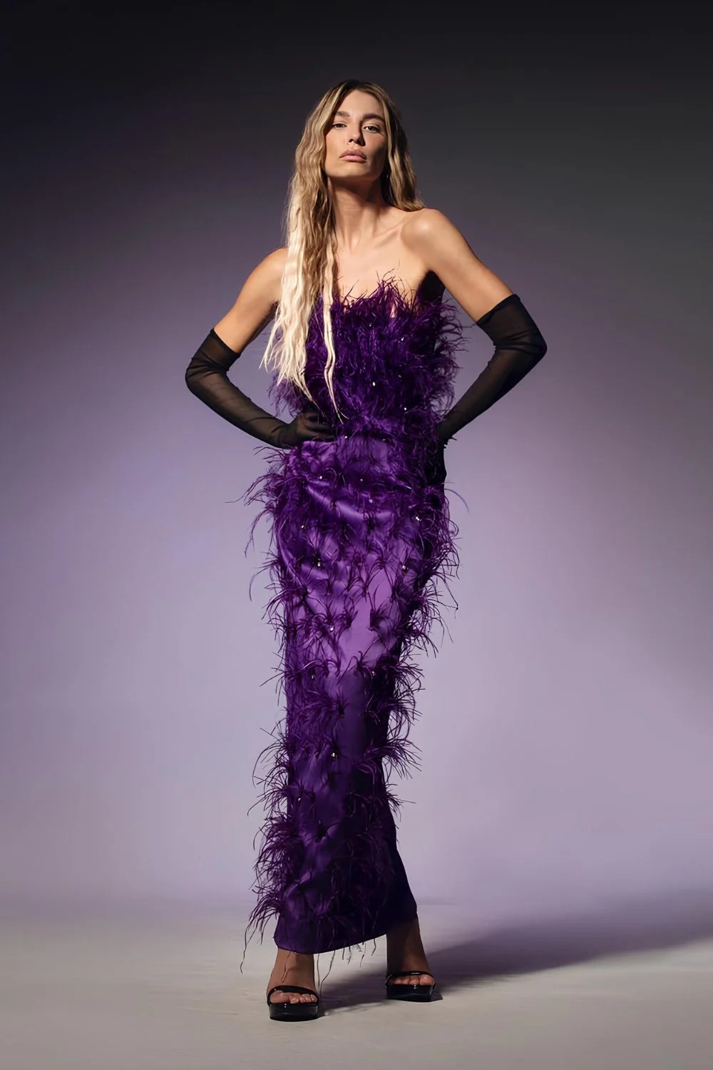 Lila Feder-Midi-Abiballkleid