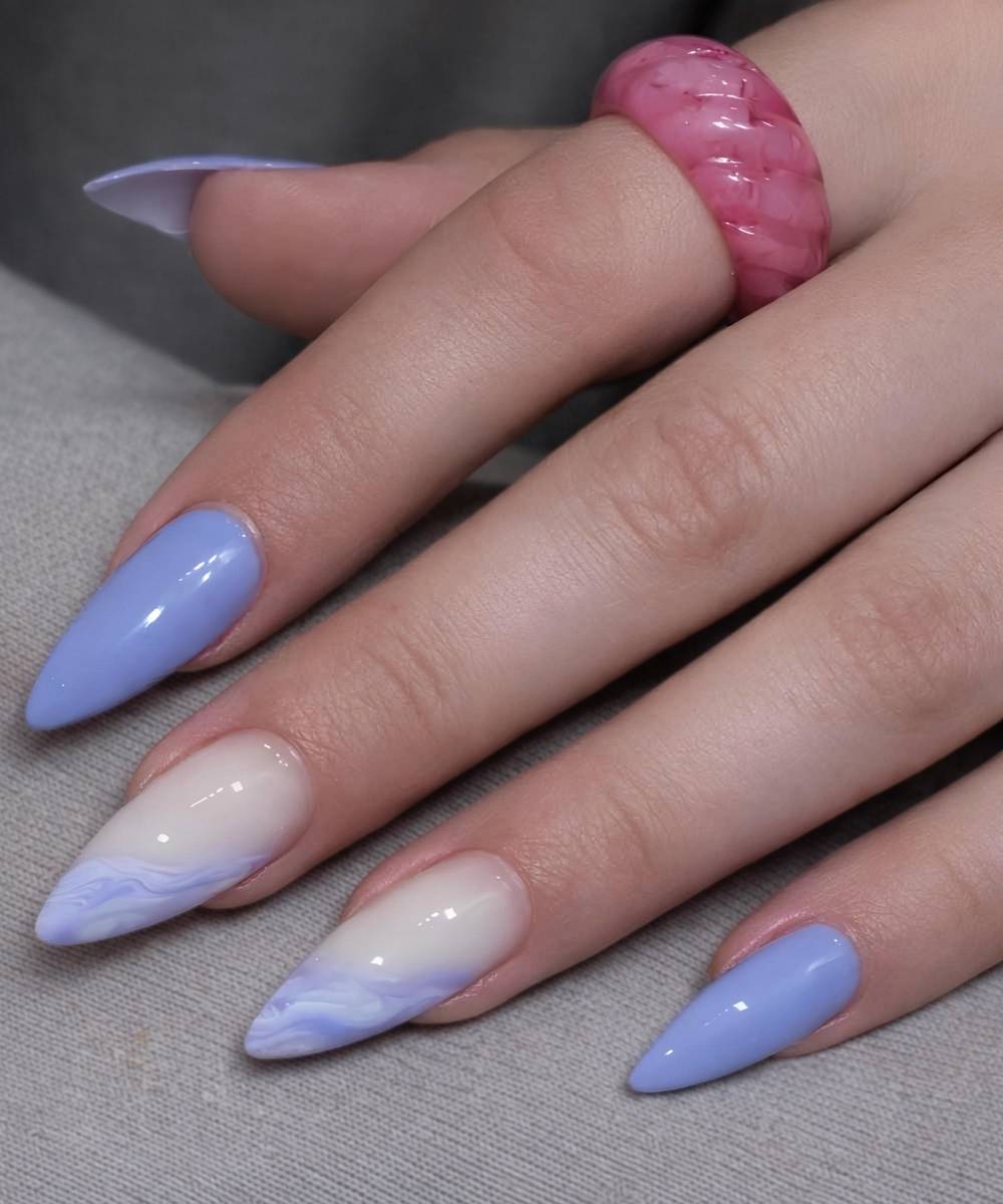 Periwinkle Marmor Manikuere