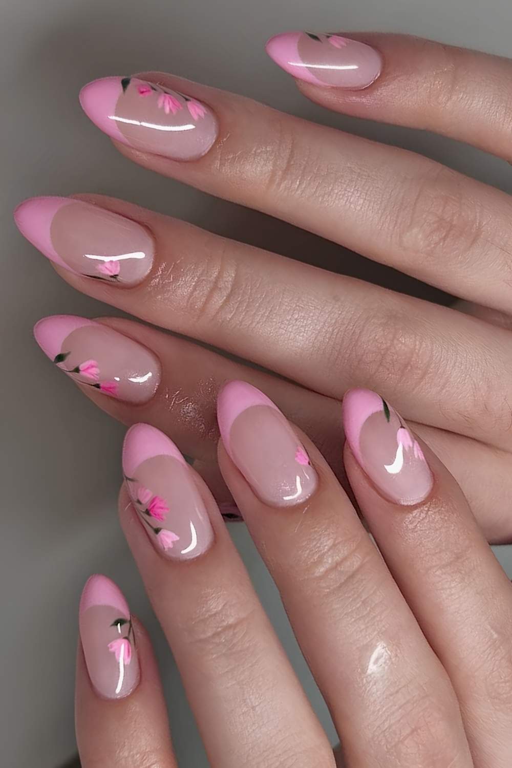 Pink French Naegel mit Tulpen