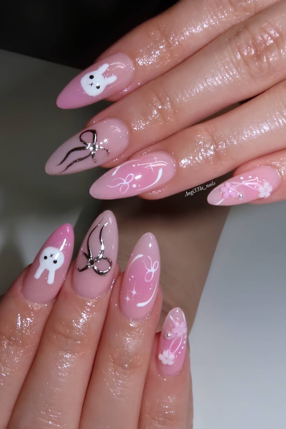 Rosa Manikuere mit Schleife und Miffy Motiv