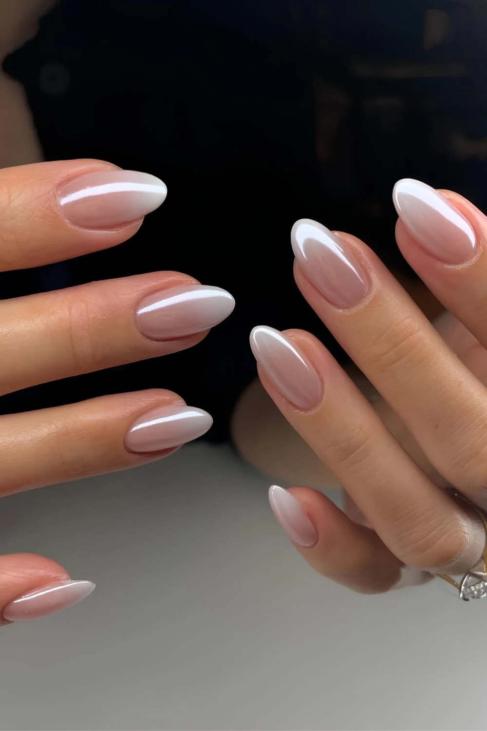 Glasierte Ombré-French-Nägel