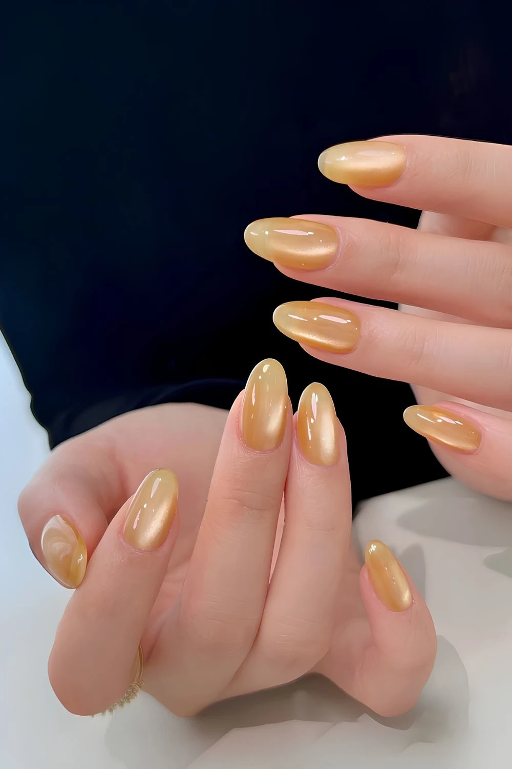 Gelbe Cat-Eye-Nägel