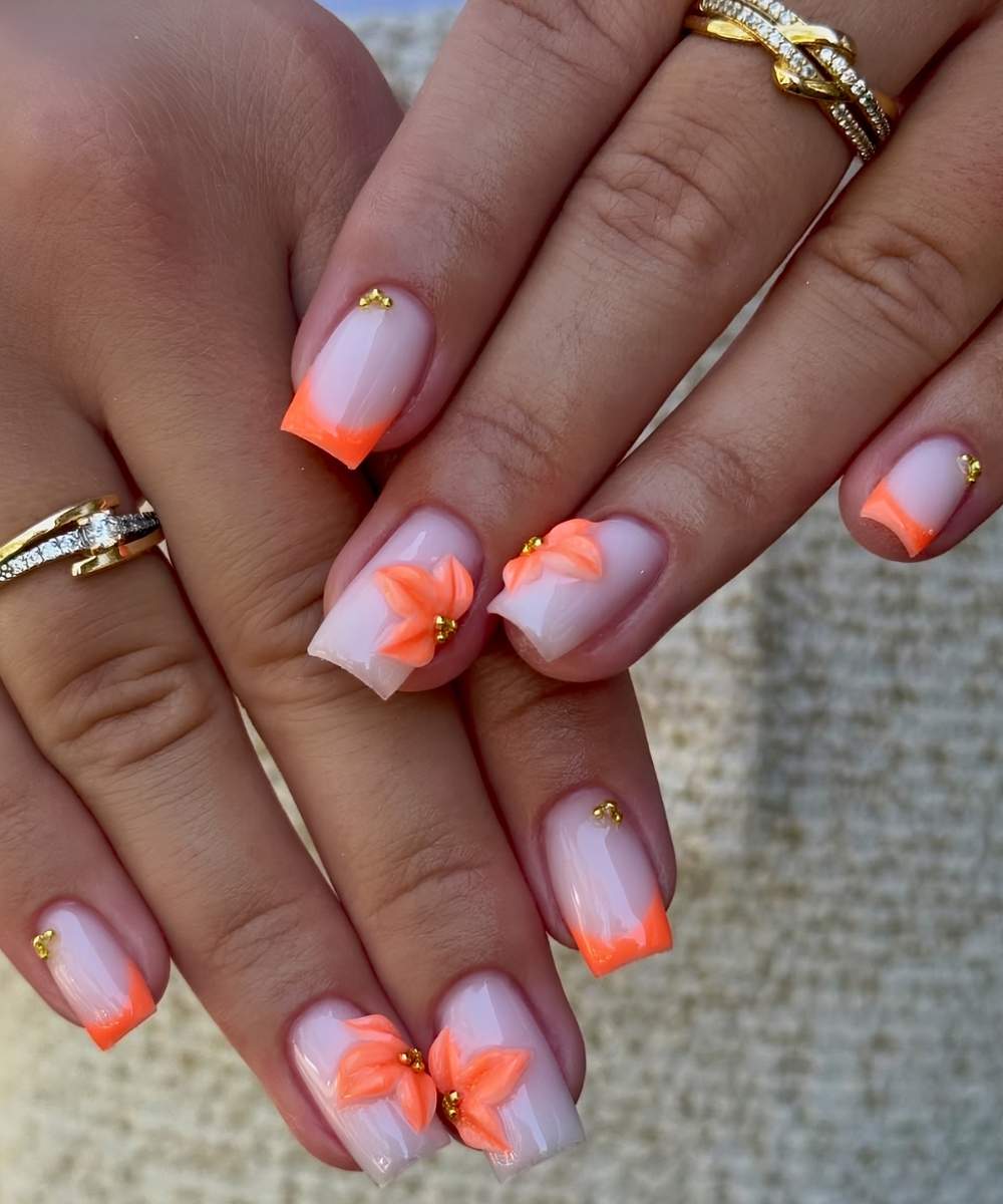 Neonorange French Naegel mit 3d Blumen