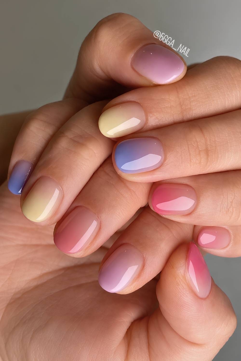 Kurze Bunte Jelly Ombre Naegel