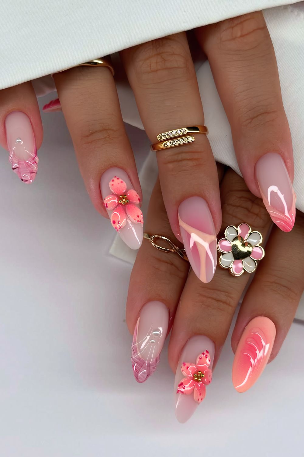 Pfirsich- und lila Mix-and-Match-Beach-Nägel