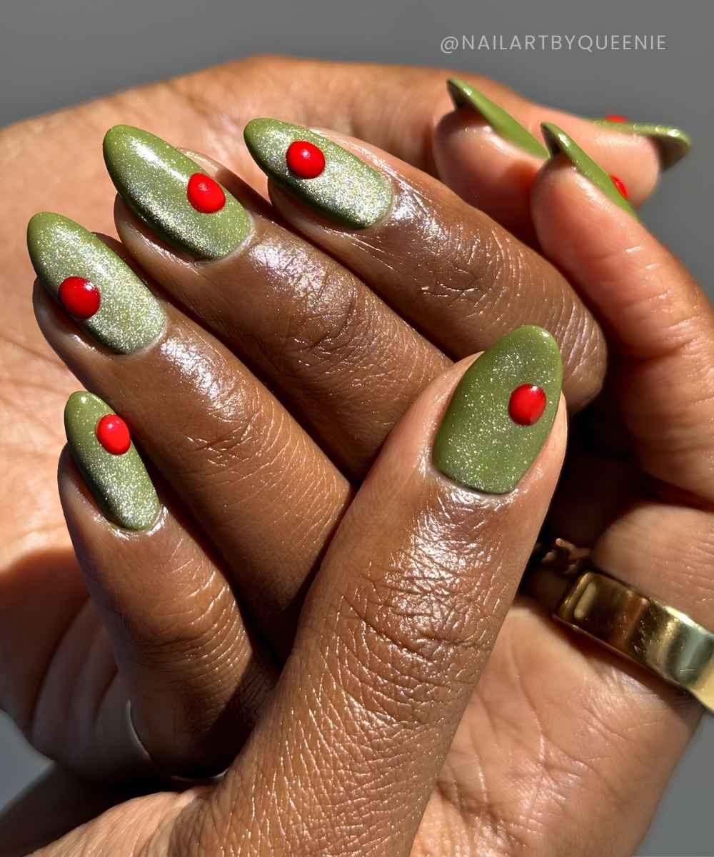 Oliv Martini Naegel mit Velvet Finish