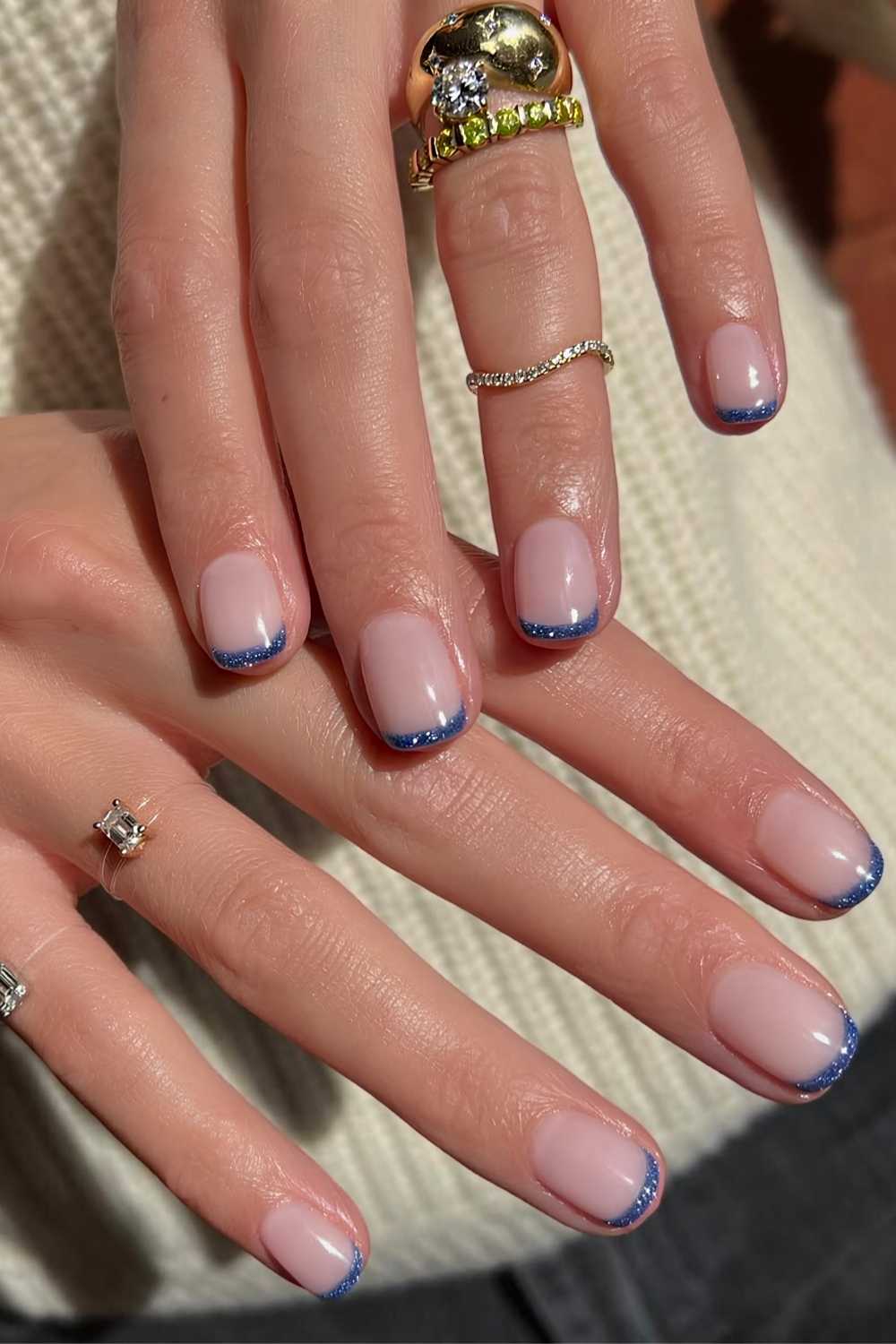 Blaue Glitzer Micro French Naegel