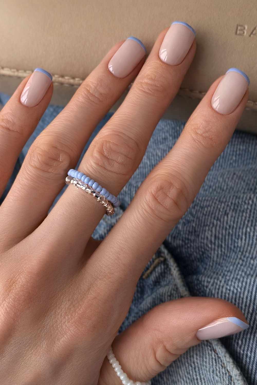 Kuehlblaue Micro French Naegel