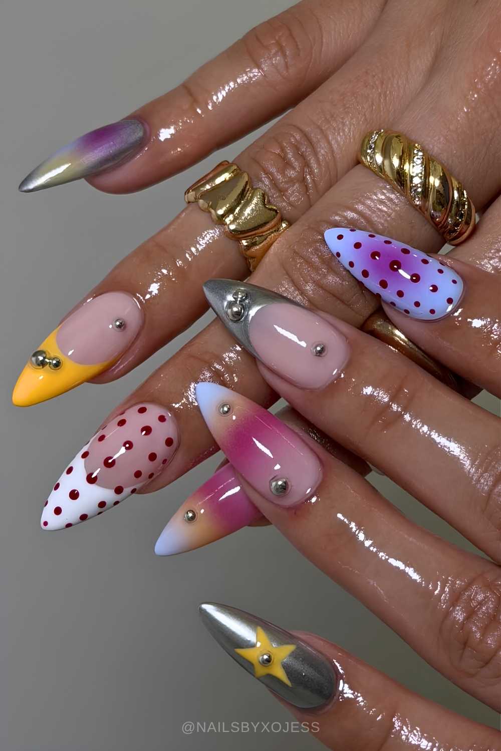 Funky Naegel im Mustermix mit Metallicdetails