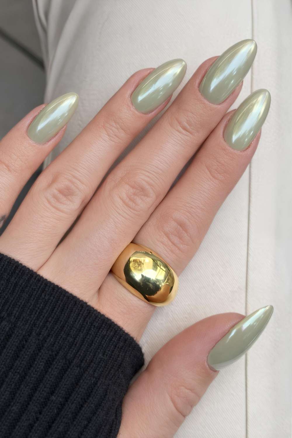 Jadegruene Chrome Naegel