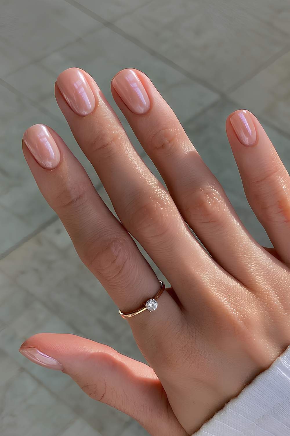 Nude Chrome Manikuere