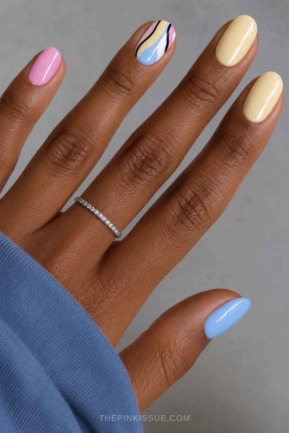 Pastellfarbene Pucci Naegel