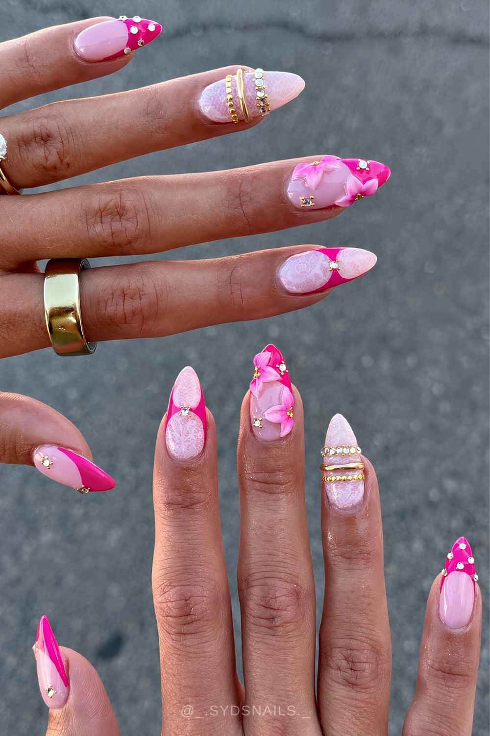 Pink Naegel mit Spitze und 3D Perlen