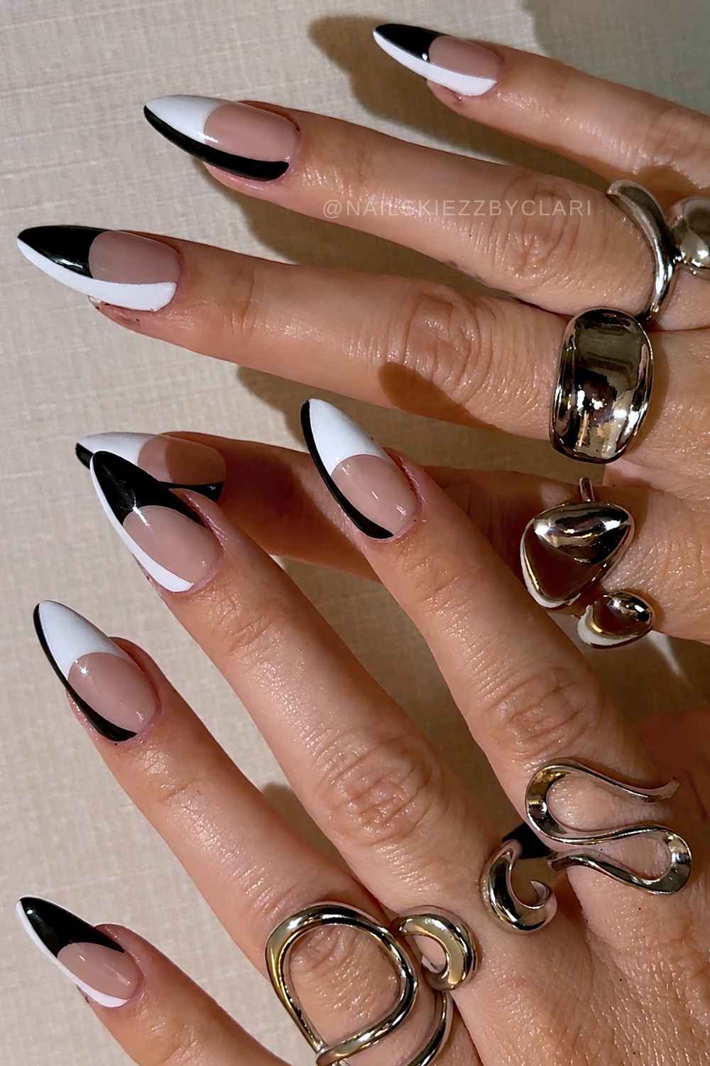 Schwarz weisse Cool Girl French Naegel