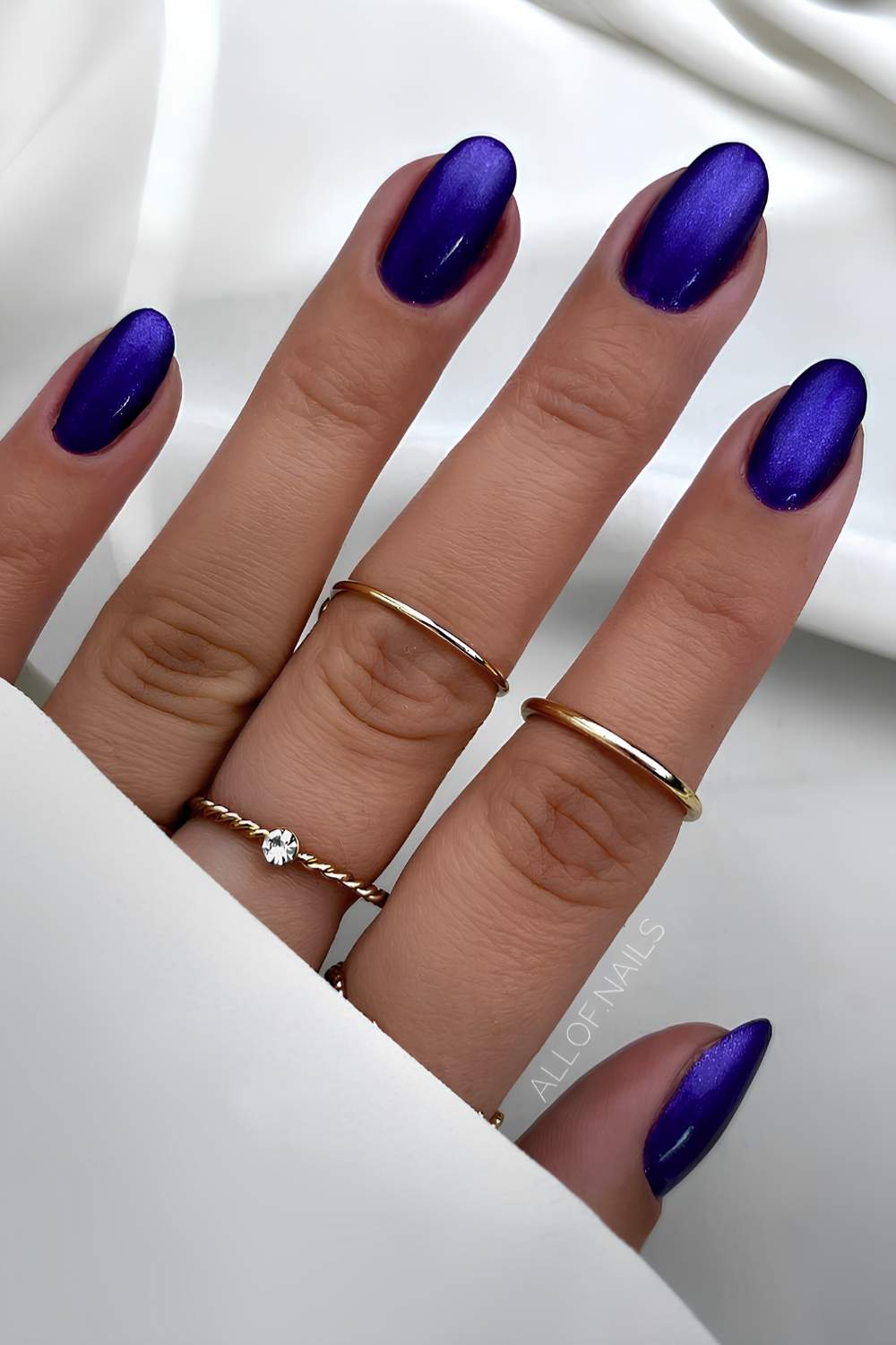 Tansanit Cat Eye Naegel