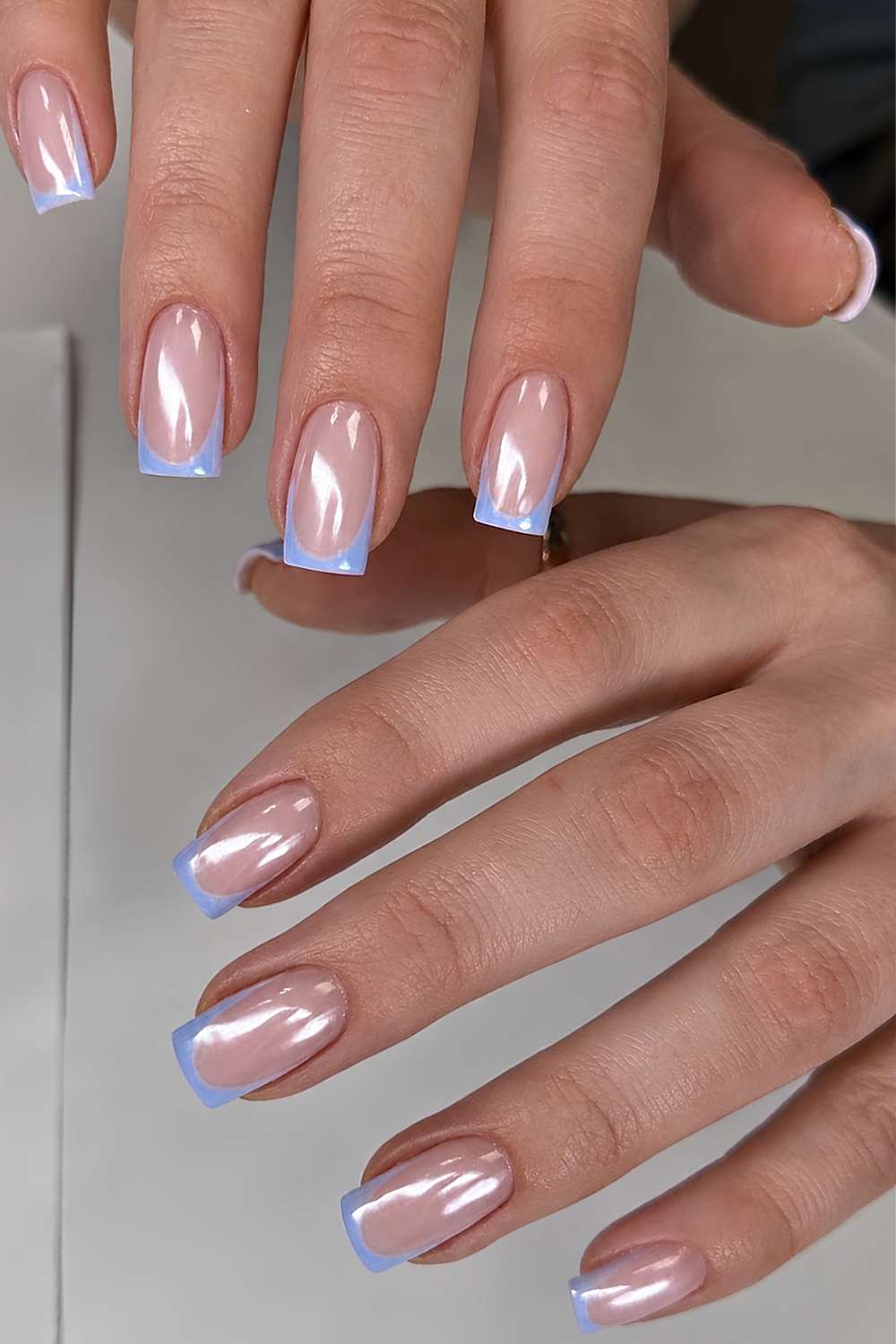 Glasierte blaue eckige french naegel