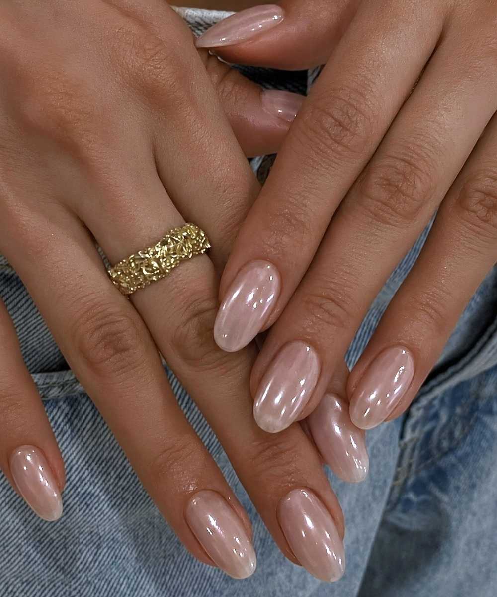 Nude Pearl Chrome Nails