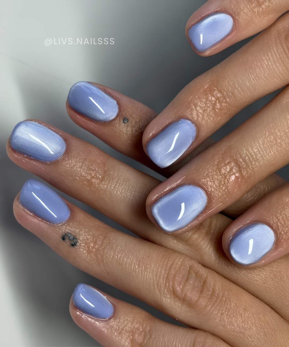Periwinkle Cat Eye Manikuere