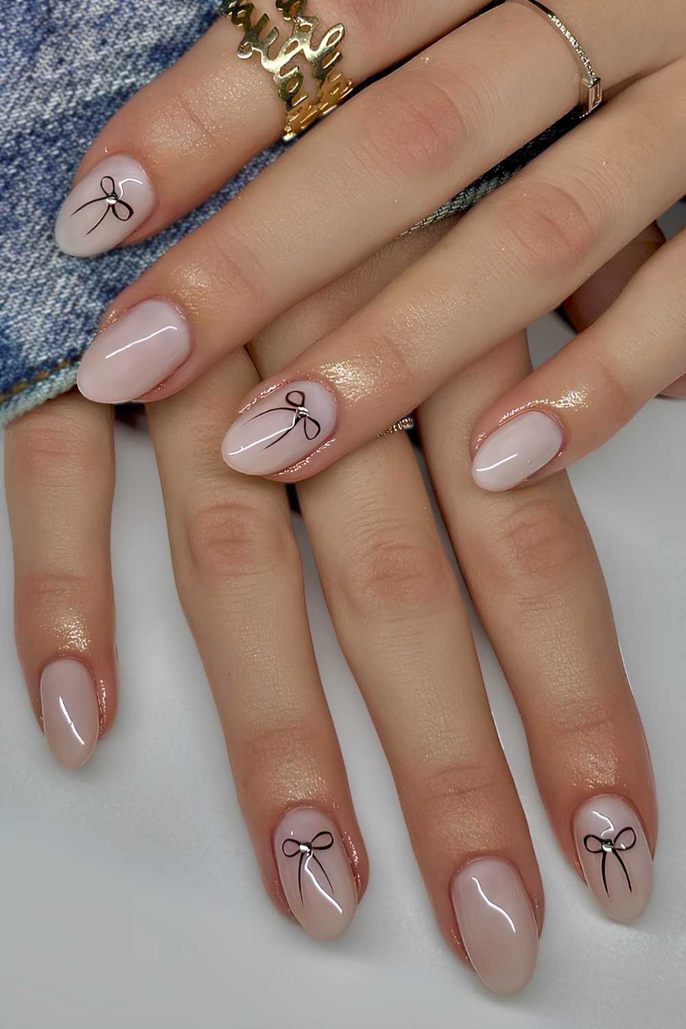 Silberne French Tips auf weisser Base