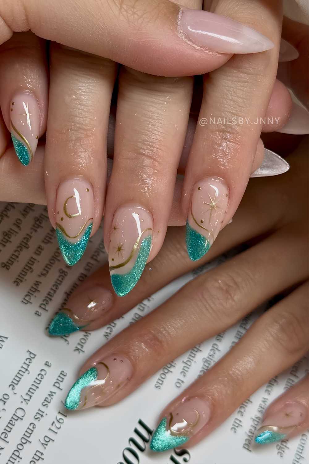 Teal Velvet French mit goldenen Himmelsmotiven