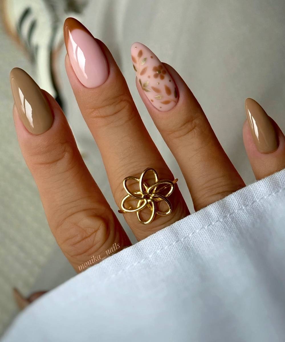 Herbstblaetter Nail Art in zwei Brauntoenen