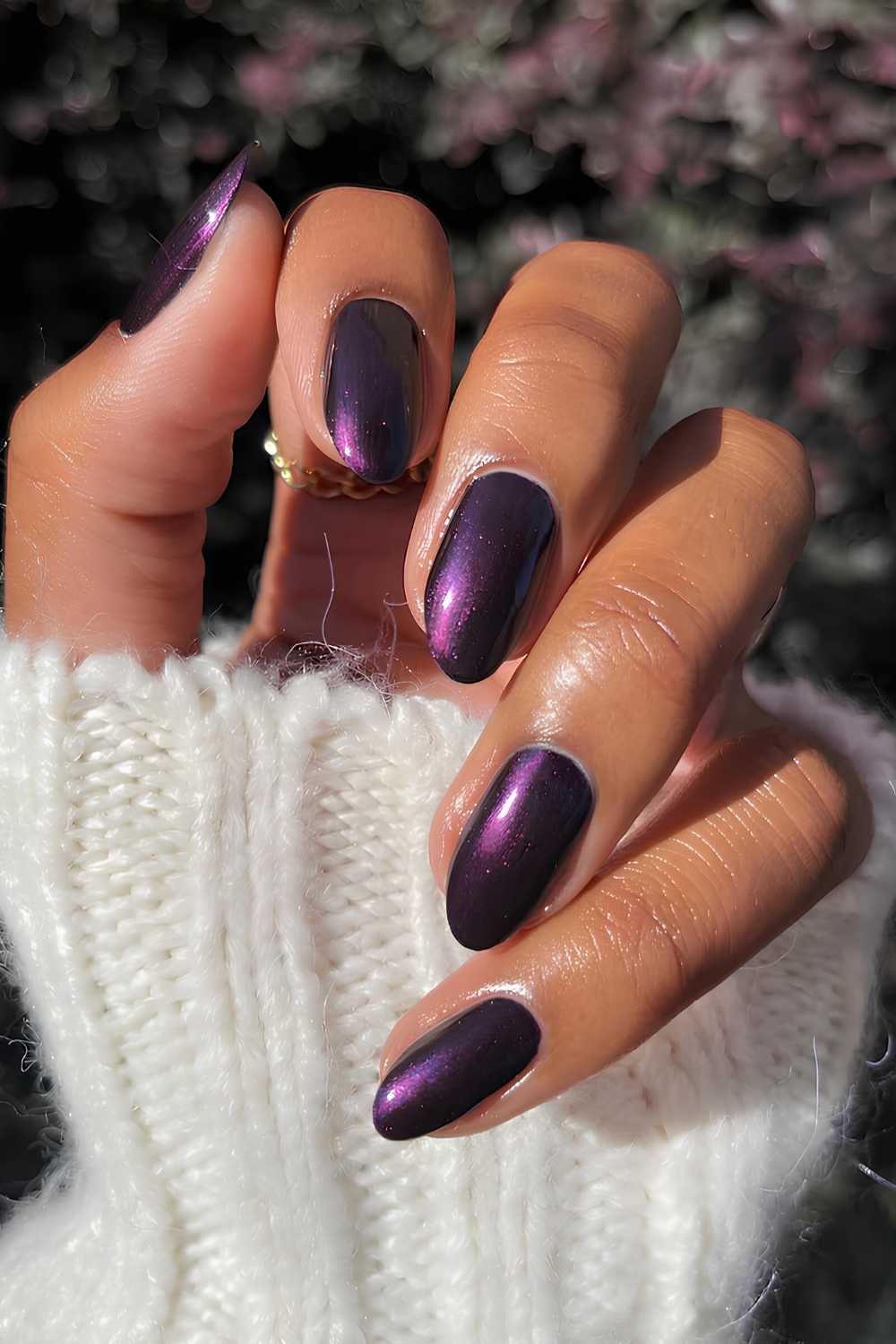 Lila Herbstnaegel mit Satin Finish