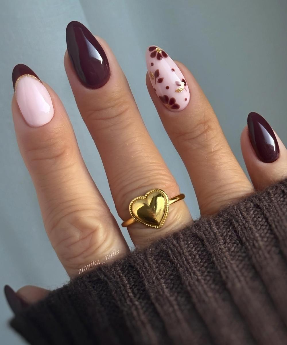 Maroon Mani mit Blaettern und Blumen